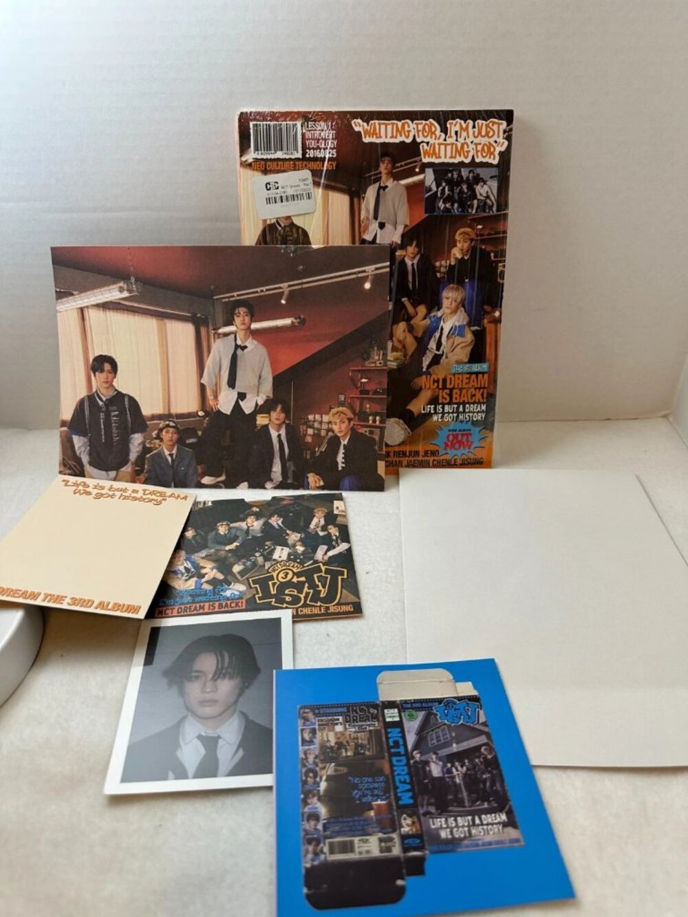 The 3rd Album 'Istj' [Photobook ver.] by Nct Dream (CD, 2023) Orange Ver. Open